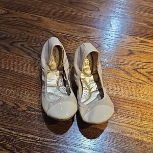 Dexflex Comfort Beige Flats